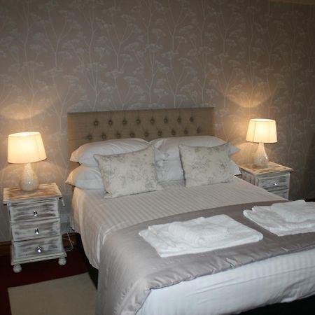 The Talbot Inn Мач-Венлок Екстер'єр фото